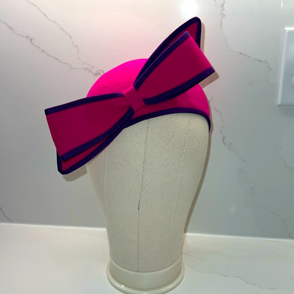 Vintage Alex Wilson fusia Pink w/Purple ribbing w/BOW Gatsby RARE! Felt? Wool?